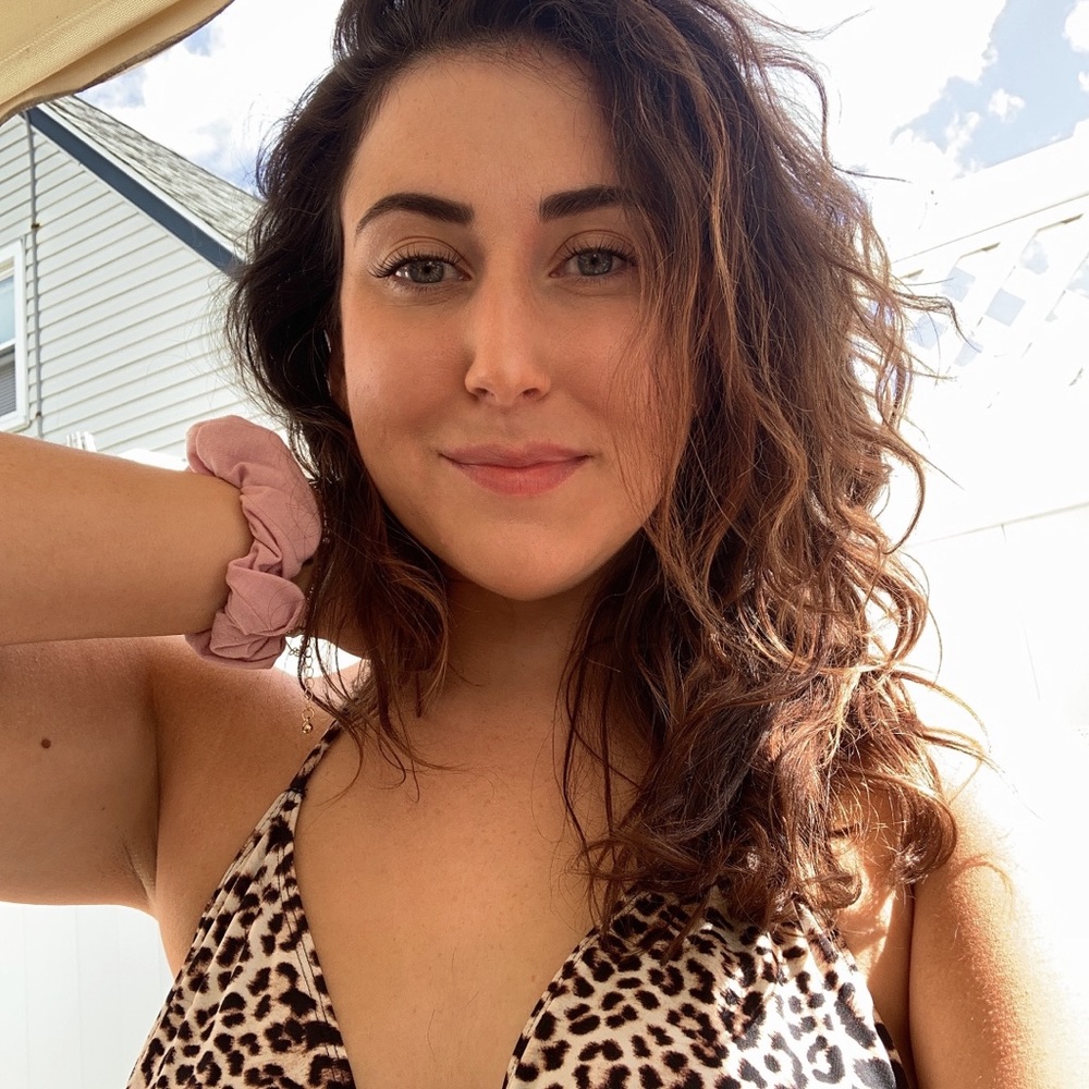 Meet your Posher, Melissa